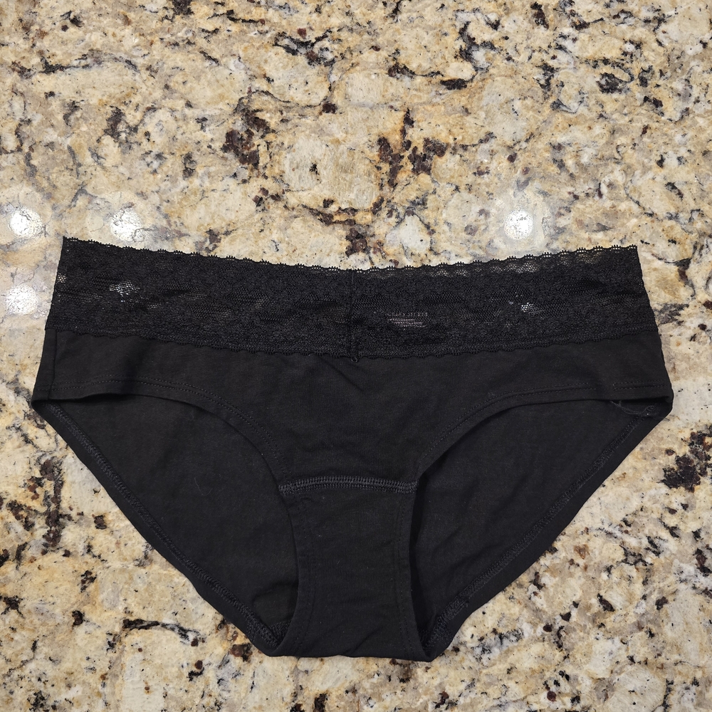 PINK Victoria's Secret Black Lace Trim Panties NWOT